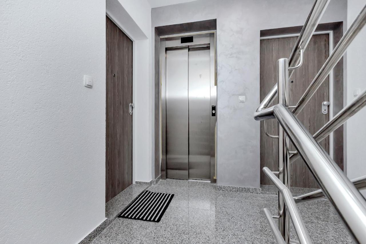 Luxury Apartment Macola Free Beach Parking Makarska Kültér fotó