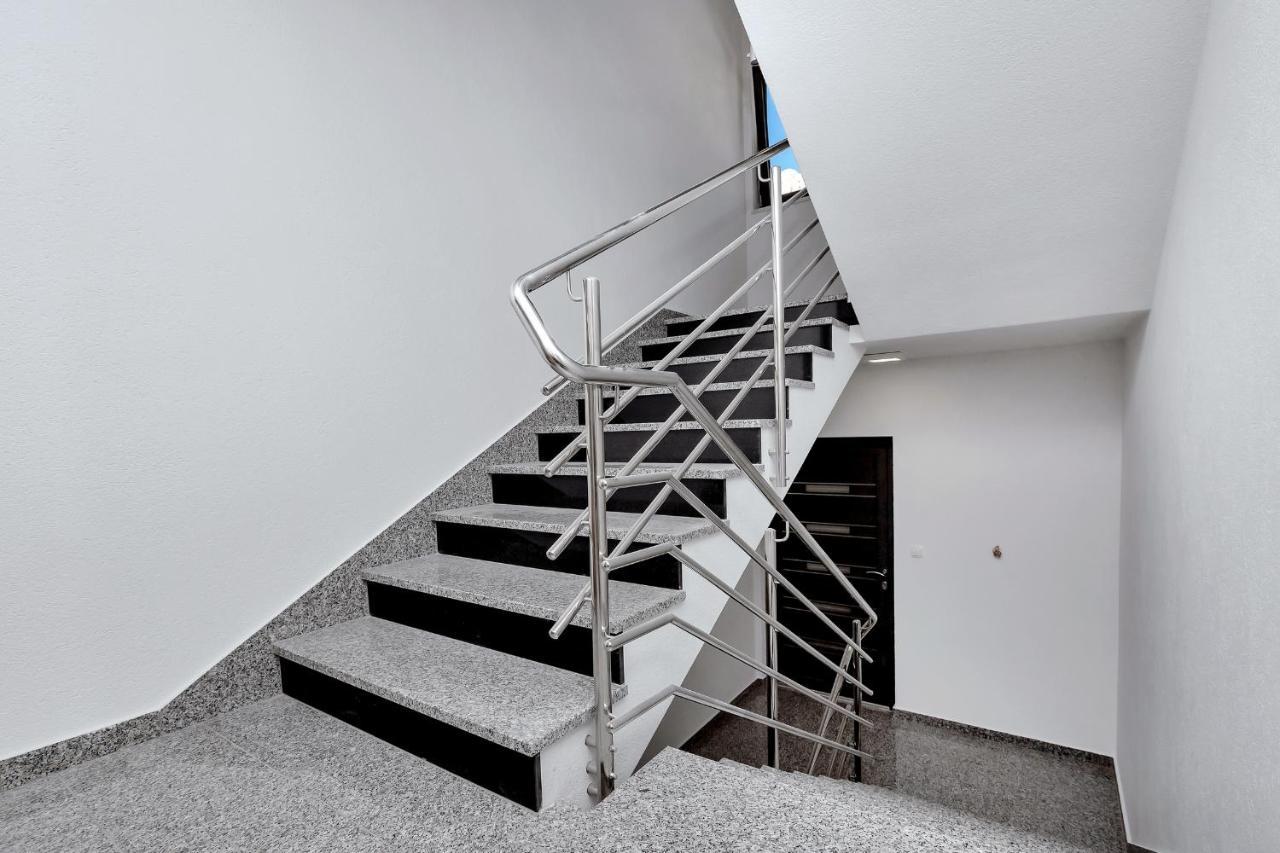 Luxury Apartment Macola Free Beach Parking Makarska Kültér fotó