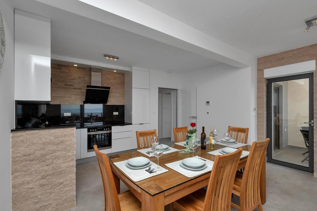 Luxury Apartment Macola Free Beach Parking Makarska Kültér fotó