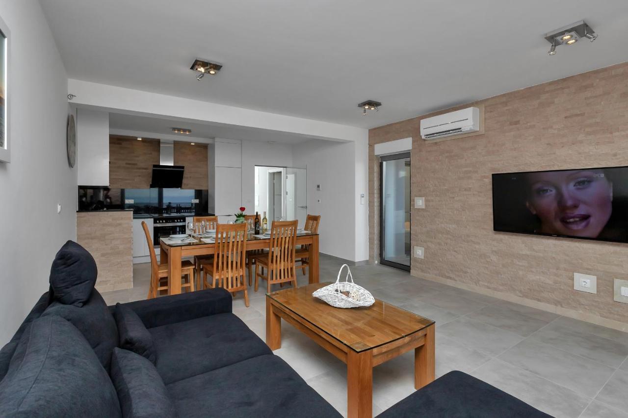 Luxury Apartment Macola Free Beach Parking Makarska Kültér fotó