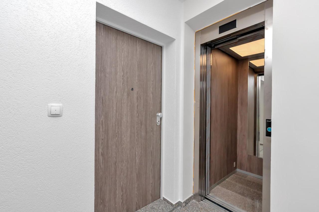 Luxury Apartment Macola Free Beach Parking Makarska Kültér fotó